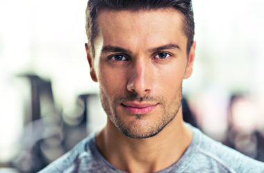 7 comportamentos do homem gay alfa. Você é um?